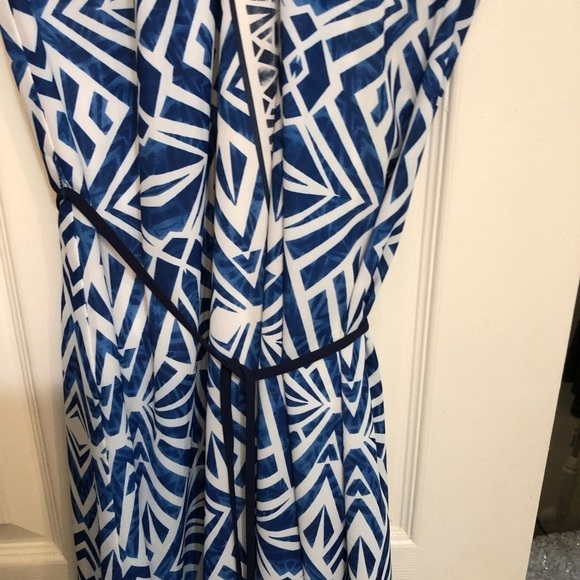 Mossimo  size XL blue print halter dress  lined asymmetrical hem racer back - Picture 4 of 11